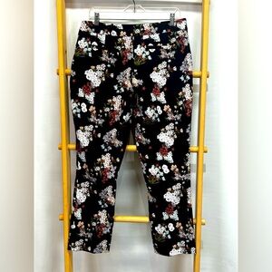 CAROLINA BELLE Black floral‎ ankle pants size 10.